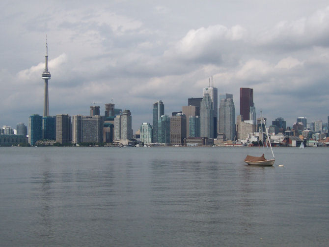 Toronto skyline as seen from Centre Island Park, Toronto, ON, Canada (August 2009).